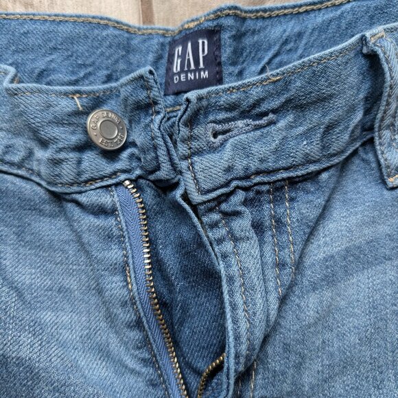 GAP Denim Best Girlfriend Women’s Jeans Size 27 Distressed Light Wash - Picture 4 of 5